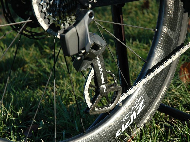 Used Trek TREK MADONE Segafredo SLR PROJECT ONE "BLUE TINT" CERAMICPEED/SRAM AXS/Gr.56 NEU 2022 Road & Gravel — image 11 of 20