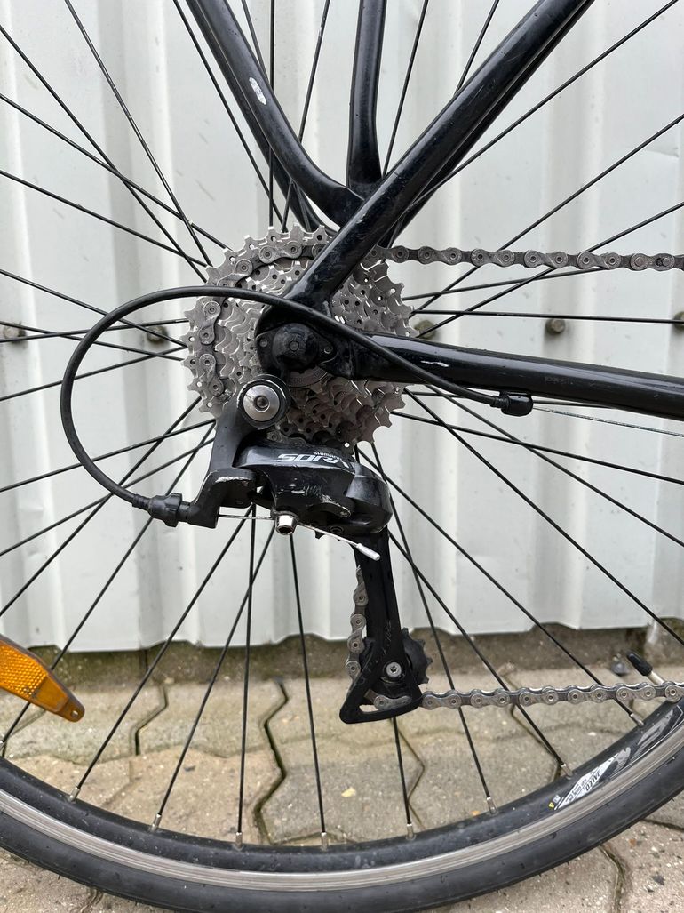 Używany Cannondale CAAD Optimo 3 2021 2021 Road & Gravel — zdjęcie 2 z 11