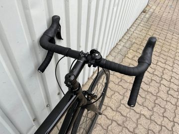 Używany Cannondale CAAD Optimo 3 2021 2021 Road & Gravel — zdjęcie 4 z 11