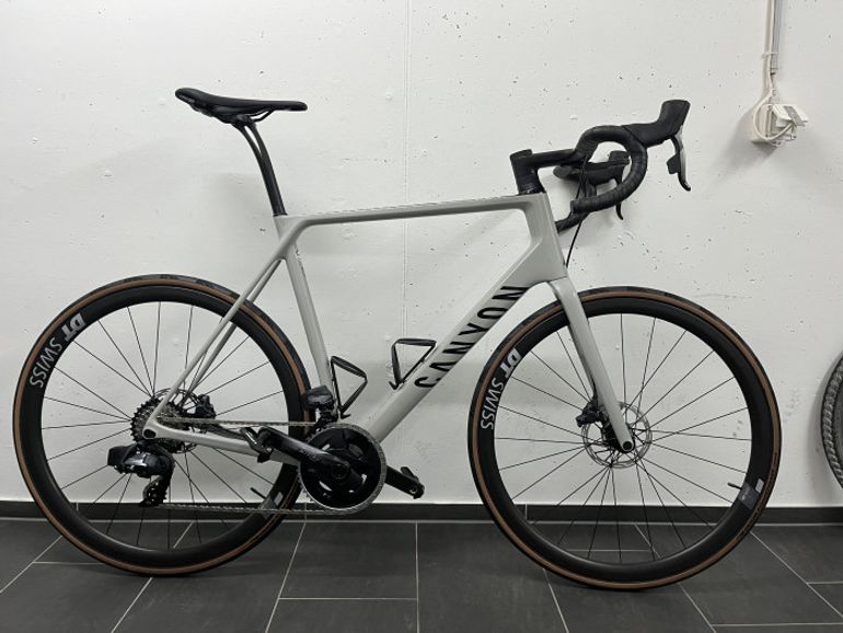 Used Canyon Endurace CF SL 8 Disc eTap 2022 Road & Gravel, Hellgrau — image 10 of 10