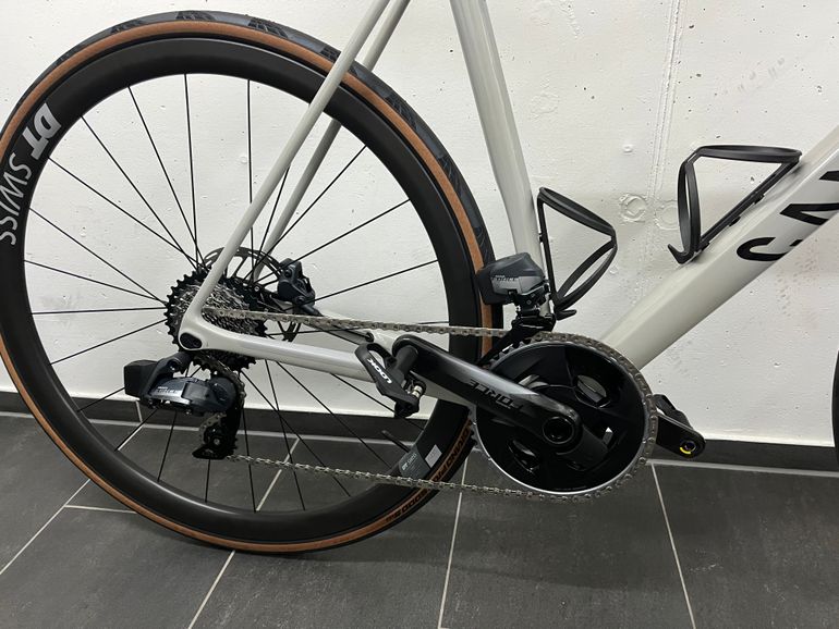 Used Canyon Endurace CF SL 8 Disc eTap 2022 Road & Gravel, Hellgrau — image 6 of 10