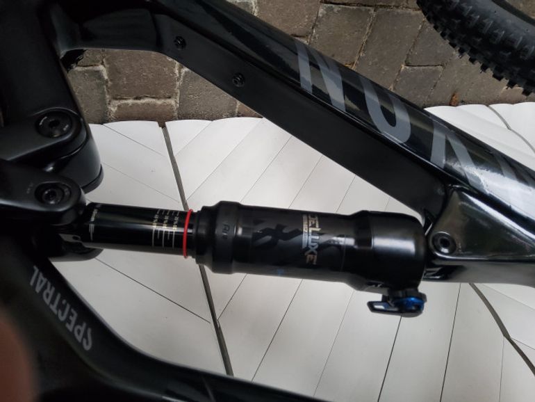 Used Canyon Spectral 29 CF 9 2021 Mountainbike, Black — image 14 of 17