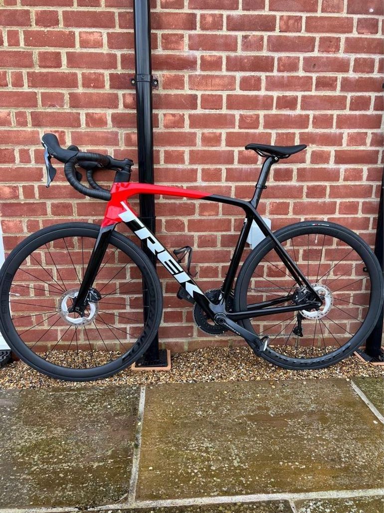 Used Trek Emonda SL6 Pro 2023 - 56 Cm - Shimano Ultergra Di2 2023 Road & Gravel, Red — image 3 of 4