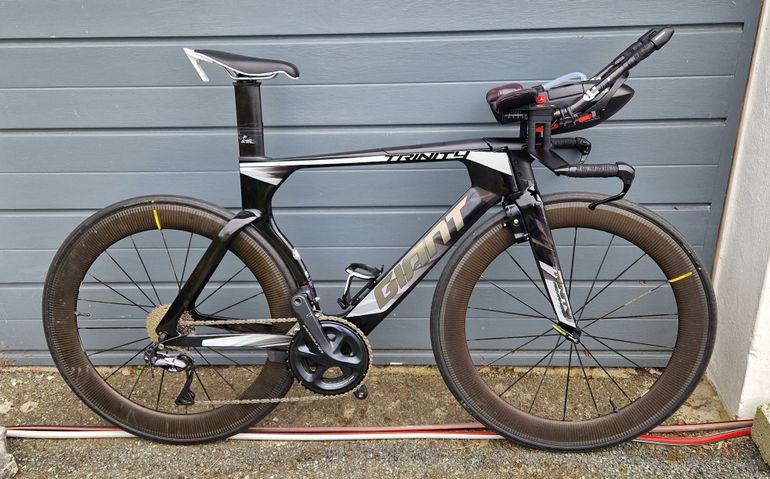 Giant Trinity Advanced Pro TT Frameset gebraucht kaufen S Black Friday Angebote buycycle CH