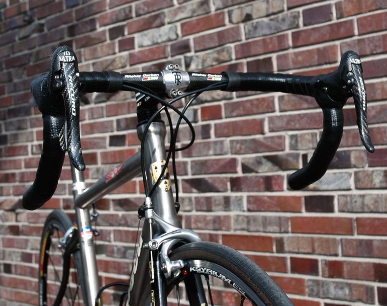 Used Litespeed SIENA TITANIUM Titan-Rennrad/Campagnolo RECORD/MAVIC KSYRIUM ES/TOP! 2016 Road & Gravel, Light Gray — image 12 of 17