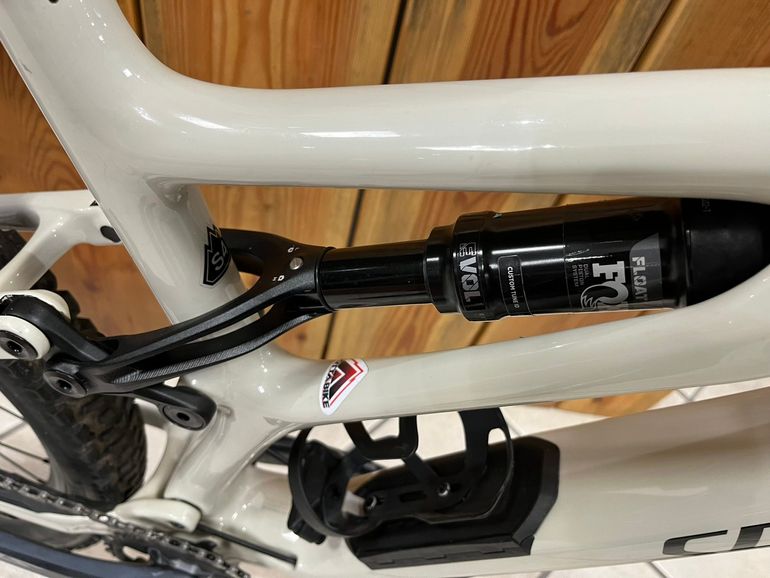 Used Specialized Stumpjumper carbon comp 2022 Mountainbike, Light Gray — image 2 of 14