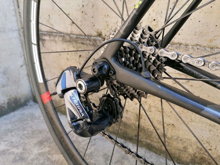 Used Cannondale SuperSix EVO Ultegra Di2 2018 2018 Road & Gravel, Light Gray — image 6 of 11
