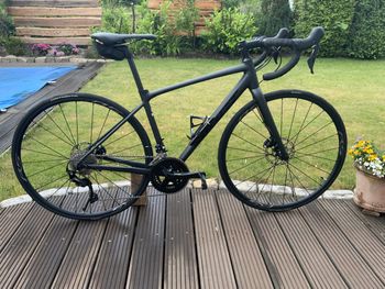 Used Giant Contend AR 1 2020 Road & Gravel, Negro — image 1 of 16
