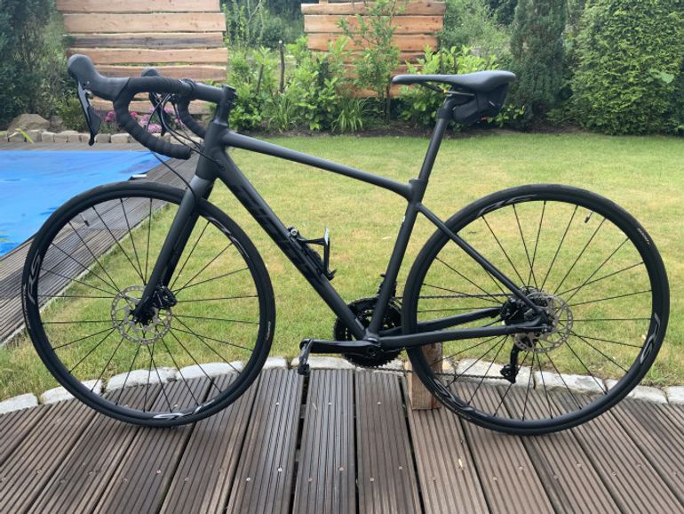Used Giant Contend AR 1 2020 Road & Gravel, Negro — image 3 of 16