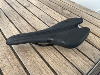 Used Giant Contend AR 1 2020 Road & Gravel, Negro — image 9 of 16