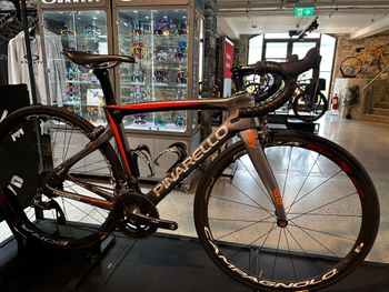 Pinarello - Dogma F8 2017, 2017