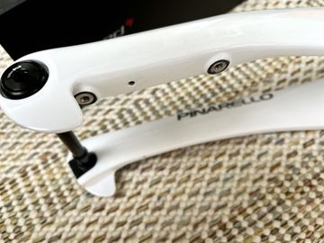 Gebrauchtes Pinarello Dogma F Disc CRYSTAL WHITE 2024 + Campagnolo Super Record EPS + Bora WTO 45 2024 Road & Gravel, Weiß — Bild 11 von 19