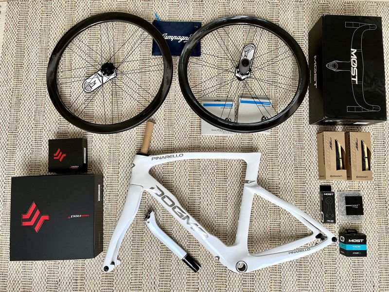 Used Pinarello Dogma F Disc CRYSTAL WHITE 2024 + Campagnolo Super Record EPS + Bora WTO 45 2024 Road & Gravel