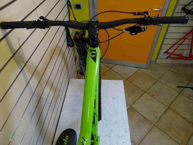 Used Cannondale Jekyll Carbon 1 2017 2017 Mountainbike, Green, 27.5 — image 7 of 16