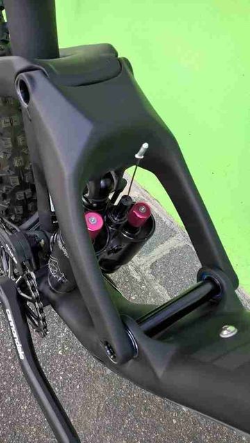 Cannondale JEKYLL Hi-MOD CARBON 2 Mountainbike de segunda mano, Negro — imagen 11 de 14