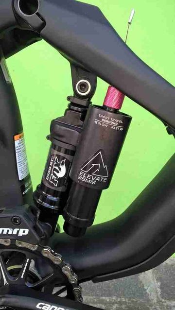 Cannondale JEKYLL Hi-MOD CARBON 2 Mountainbike de segunda mano, Negro — imagen 5 de 14