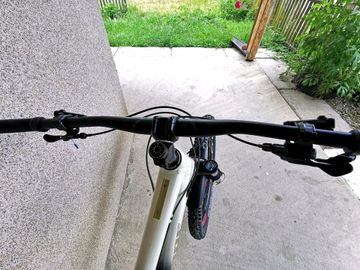 Used Nukeproof Scout 2024 Mountainbike, Black — image 8 of 17