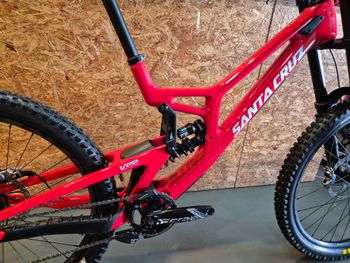 Used Santa Cruz V10 DH S / Carbon CC 2024 2024 Mountainbike — image 4 of 6