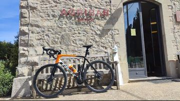 Trek Émonda SL 7 eTap 2023 2023 Road & Gravel usato, Rosso — immagine 3 di 6