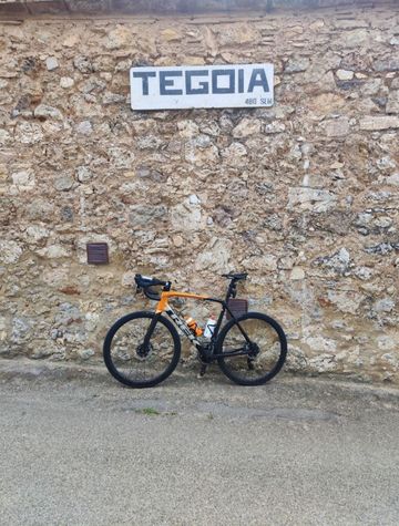 Trek Émonda SL 7 eTap 2023 2023 Road & Gravel usato, Rosso — immagine 2 di 6