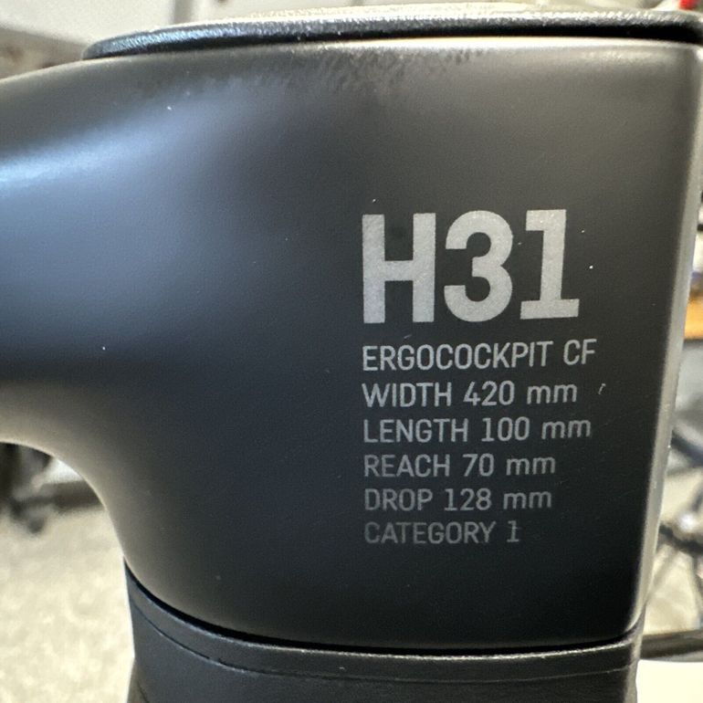 Used Canyon Endurace CF SL 8 Disc Di2 2022 2022 Road & Gravel — image 7 of 8
