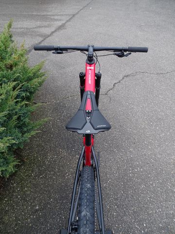 Tweedehands Berria BRAVO 6 2024 2024 Mountainbike — afbeelding 4 van 6