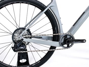 Used YT Industries Szepter 700c CF CORE 4 2022 Road & Gravel, Light Gray — image 4 of 6