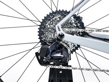 Used YT Industries Szepter 700c CF CORE 4 2022 Road & Gravel, Light Gray — image 3 of 6