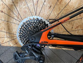 Gebrauchtes KTM Scarp MT Prestige 2020 2020 Mountainbike, Schwarz, 29 — Bild 8 von 11