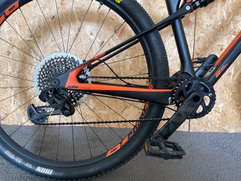 Gebrauchtes KTM Scarp MT Prestige 2020 2020 Mountainbike, Schwarz, 29 — Bild 6 von 11