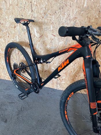 Gebrauchtes KTM Scarp MT Prestige 2020 2020 Mountainbike, Schwarz, 29 — Bild 5 von 11