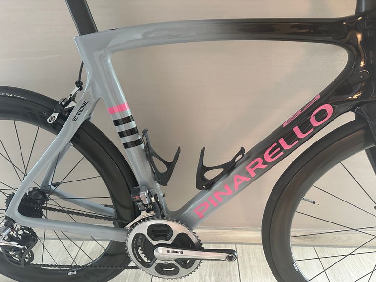 Used Pinarello F8 2019 Road & Gravel, Black — image 3 of 5