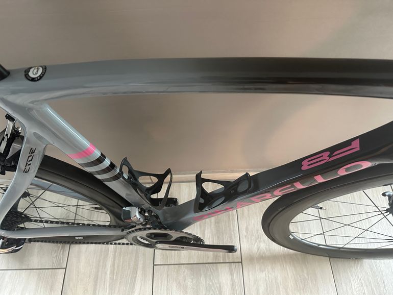 Used Pinarello F8 2019 Road & Gravel, Black — image 4 of 5