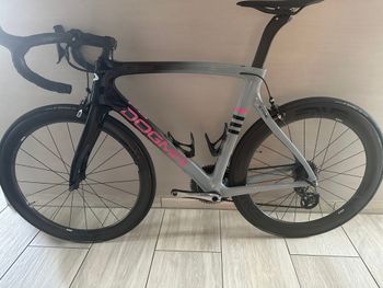 Used Pinarello F8 2019 Road & Gravel, Black — image 2 of 5