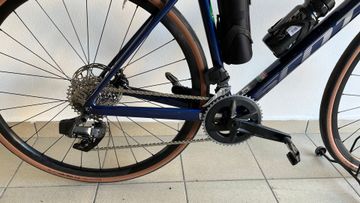 Used Scott Addict 10 2022 2022 Road & Gravel, Blue — image 3 of 3