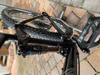 Used Canyon Nerve XC 8.0 2012 Mountainbike, Black — image 8 of 9