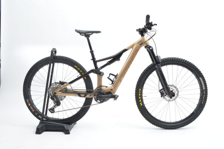 Gebrauchtes Orbea RISE H30 20mph 2023 2023 Mountainbike, Orange, 29 — Bild 1 von 7