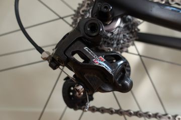 Tweedehands Canyon Ultimate CF SLX 9.0 Pro 2018 2018 Road & Gravel — afbeelding 11 van 15