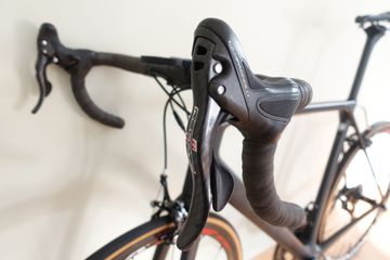 Tweedehands Canyon Ultimate CF SLX 9.0 Pro 2018 2018 Road & Gravel — afbeelding 6 van 15