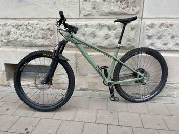 Used Canyon Stoic 4 2021 Mountainbike, Green — image 1 of 10