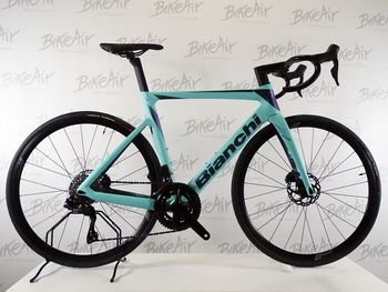 Used Bianchi Oltre Race 105 Di2 2024 Road & Gravel, Blue — image 2 of 7