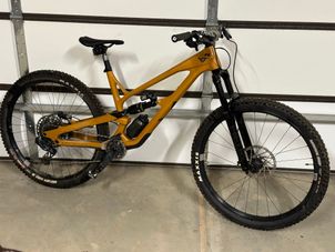 YT Industries - Jeffsy Uncaged 8 29 2022, 2022