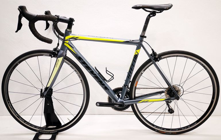 Used Stevens STEVENS Stelvio 2018 Road & Gravel, Hellgrau — image 2 of 11