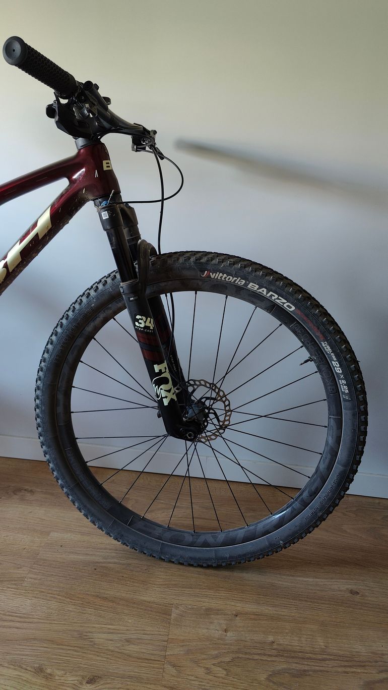 Gebrauchtes BH Lynx Race Carbon RC 6.5 2023 Mountainbike, Rot — Bild 6 von 6