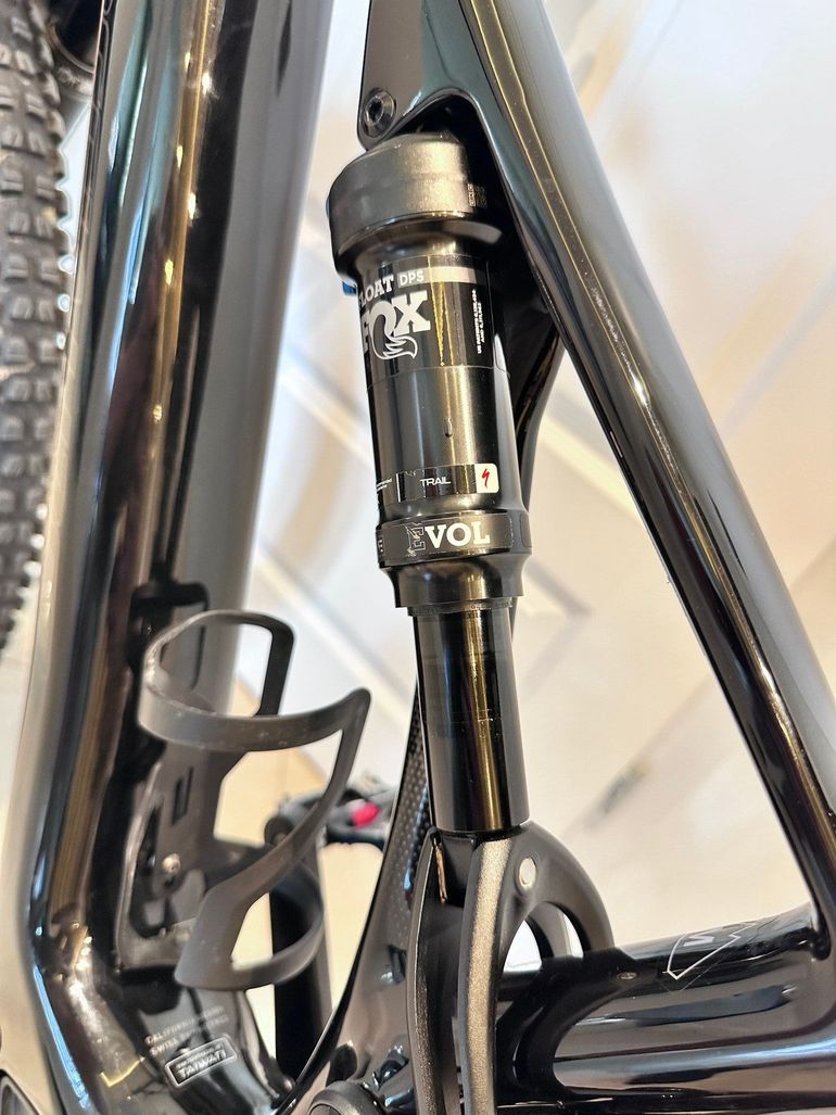 Used Specialized Turbo Levo SL Comp Carbon 2020 2020 Mountainbike, Black, 29 — image 8 of 18