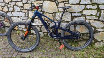 Brugt Trek Fuel EX 9.8 XT Gen 6 2023 2023 Mountainbike — billede 4 af 8