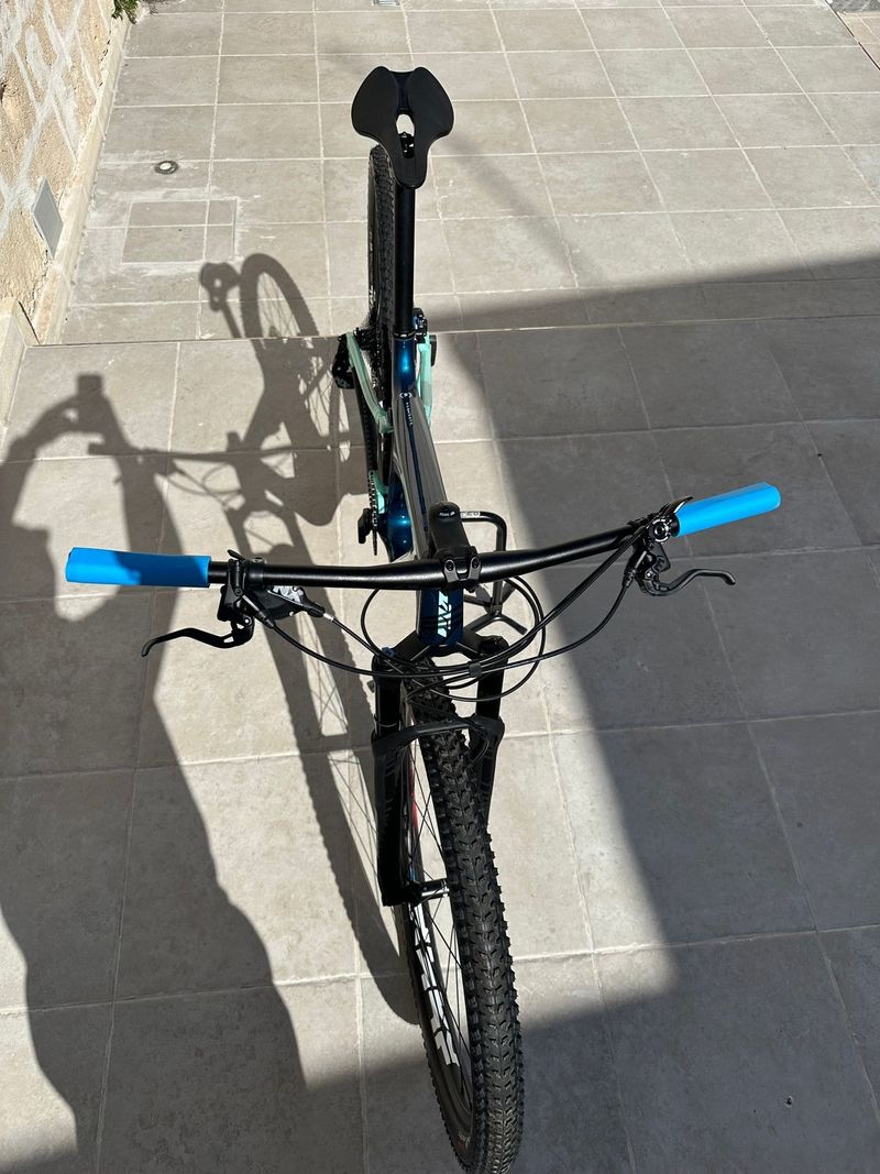 Used KTM SCARP GLORIOUS 2021 2021 Mountainbike, Blue, 29 — image 2 of 5