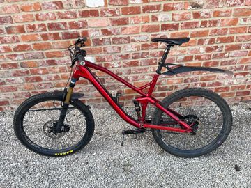 Used Canyon spec 2016 Mountainbike, Red — image 2 of 4