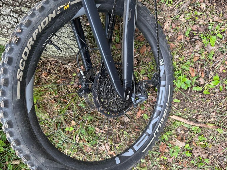 Used Propain Ekano 2021 Mountainbike, Black — image 6 of 17