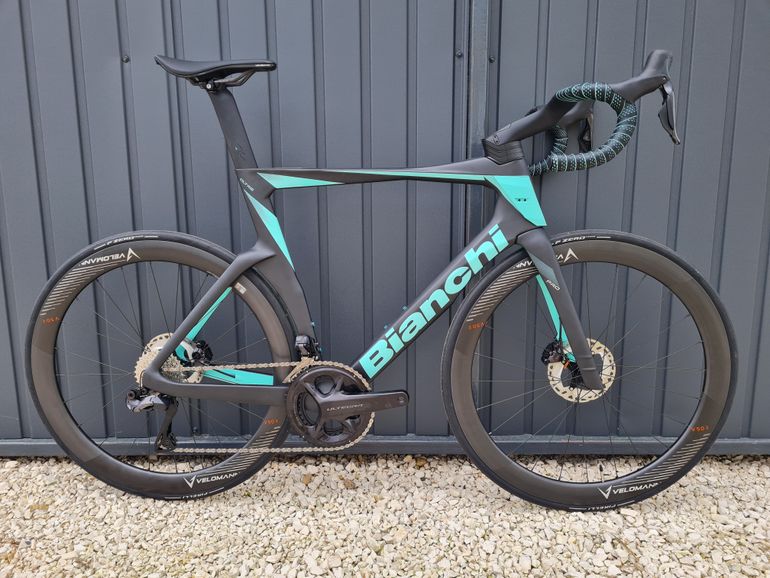 Used Bianchi Oltre PRO Ultegra Di2 2023 2023 Road & Gravel, Grün — image 1 of 17